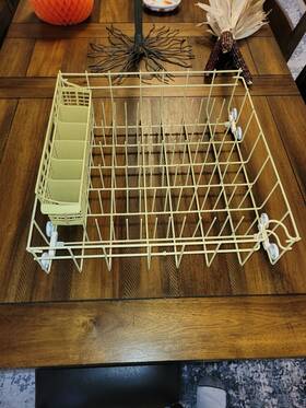 587.703203 Frigidaire 5300809102 Vintage Kenmore Dishwasher Lower Rack With Basket 808875 Yellow