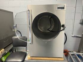 7-tray Harvest Right Xl Pro Freeze Dryer With Premier Industrial Pump 2/2