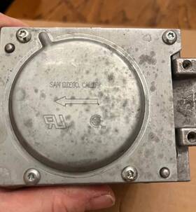 C1052 Honeywell Gas Control Valve V800 Natural Furnace Boiler Heater