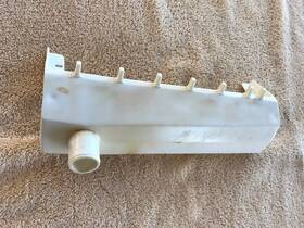 Kuis15nrhb8 Kitchenaid Icemaker Water Slide Reservoir Wp2185625