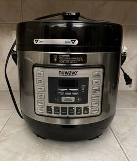 33100 Nuwave Nutri-pot 6q Digital Pressure Cooker - Excellent Works Barely Used