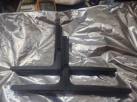 Bn96-49127a Samsung Stand Legs For Un75ru8000 And More Models