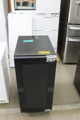 Uhnb115is01b U-line 15 Inch Panel Ready Built-in Ice Maker #147612