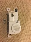 W10443885 Whirlpool Oem Duet Washer Appliance Door Latch Used