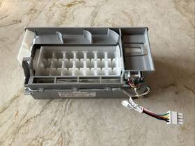 W11026494 Whirlpool W11026493 Kitchenaid Refrigerator Icemaker Oem 8 Pin Plug- For Parts