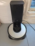 Irobot Select Roomba I7 RVB-Y2 Vacuum Cleaner W/ Base Tested. Fixed Price $99.99.