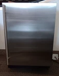 U-line U-3024RS-00A Refrigerator 24" Rhh Stainless 3000 Right-hand. Fixed Price $1500.00.