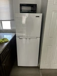 Magic Chef White Compact Mini Fridge Top Freezer 2-DOOR 1-5 Ft Manual Defrost. Fixed Price $110.00.