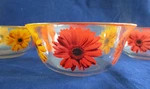 Vtg Luminarc France 3 Small Glass Bowls Clear Gerbera Daisy Flower. Fixed Price $29.99.
