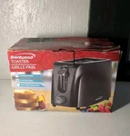 Brentwood TS-260B Slice Toaster. Fixed Price $16.00.